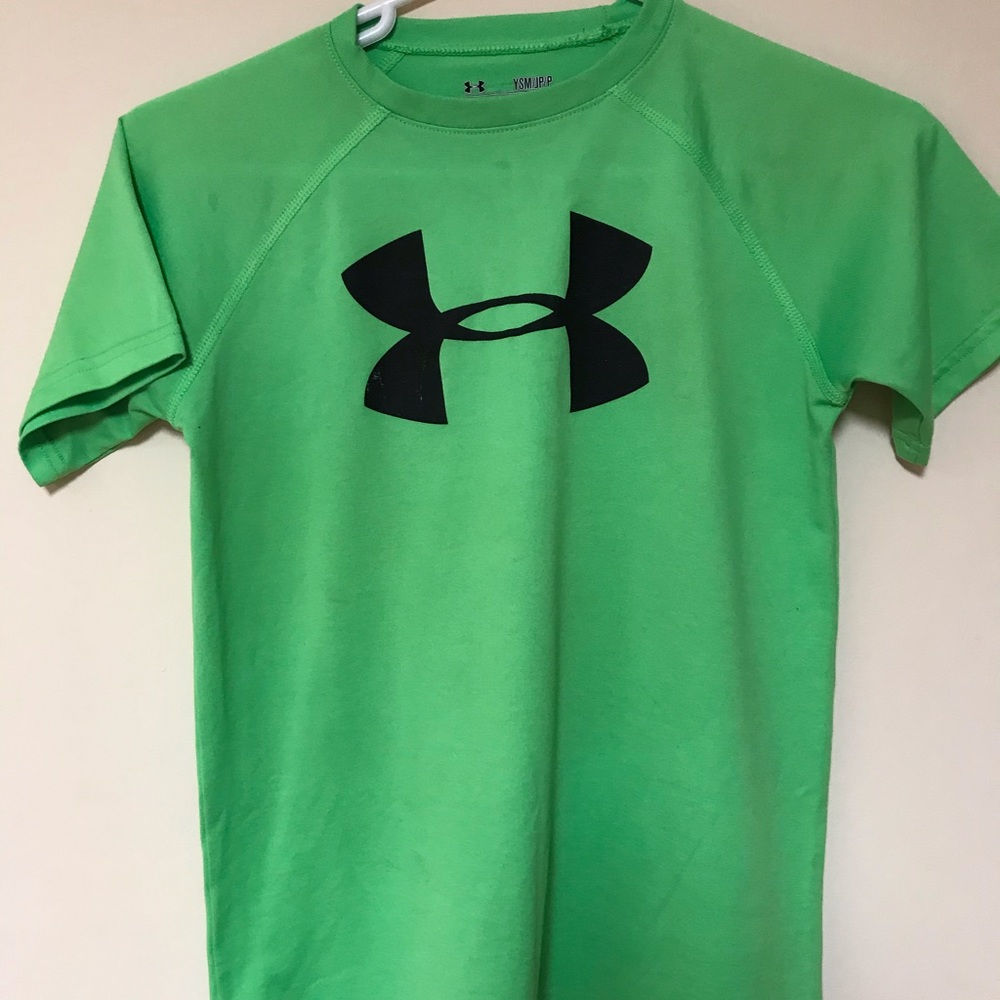 Boys t-shirt from Under armor